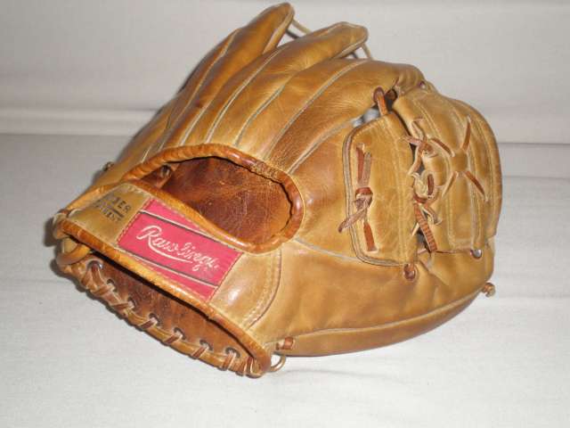 Mickey Mantle Rawlings MM2 Back